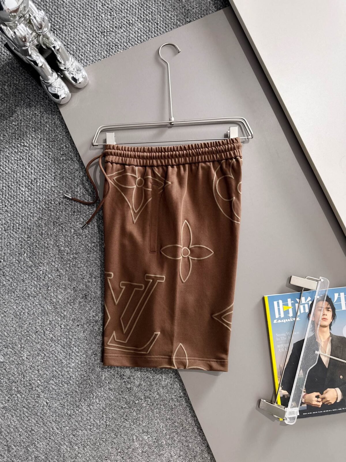 ⁦شورت لويس فويتون الجديد⁩ - الصورة ⁦4⁩