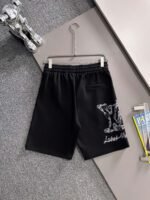 ⁦شورت لويس فويتون الجديد⁩ - الصورة ⁦5⁩