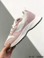 ⁦حذاء Dior B25⁩ - الصورة ⁦6⁩