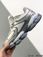 ⁦حذاء New Balance 2000⁩ - الصورة ⁦2⁩