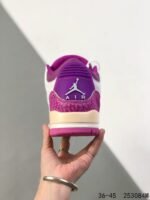 ⁦حذاء Air Jordan 3 Retro⁩ - الصورة ⁦8⁩