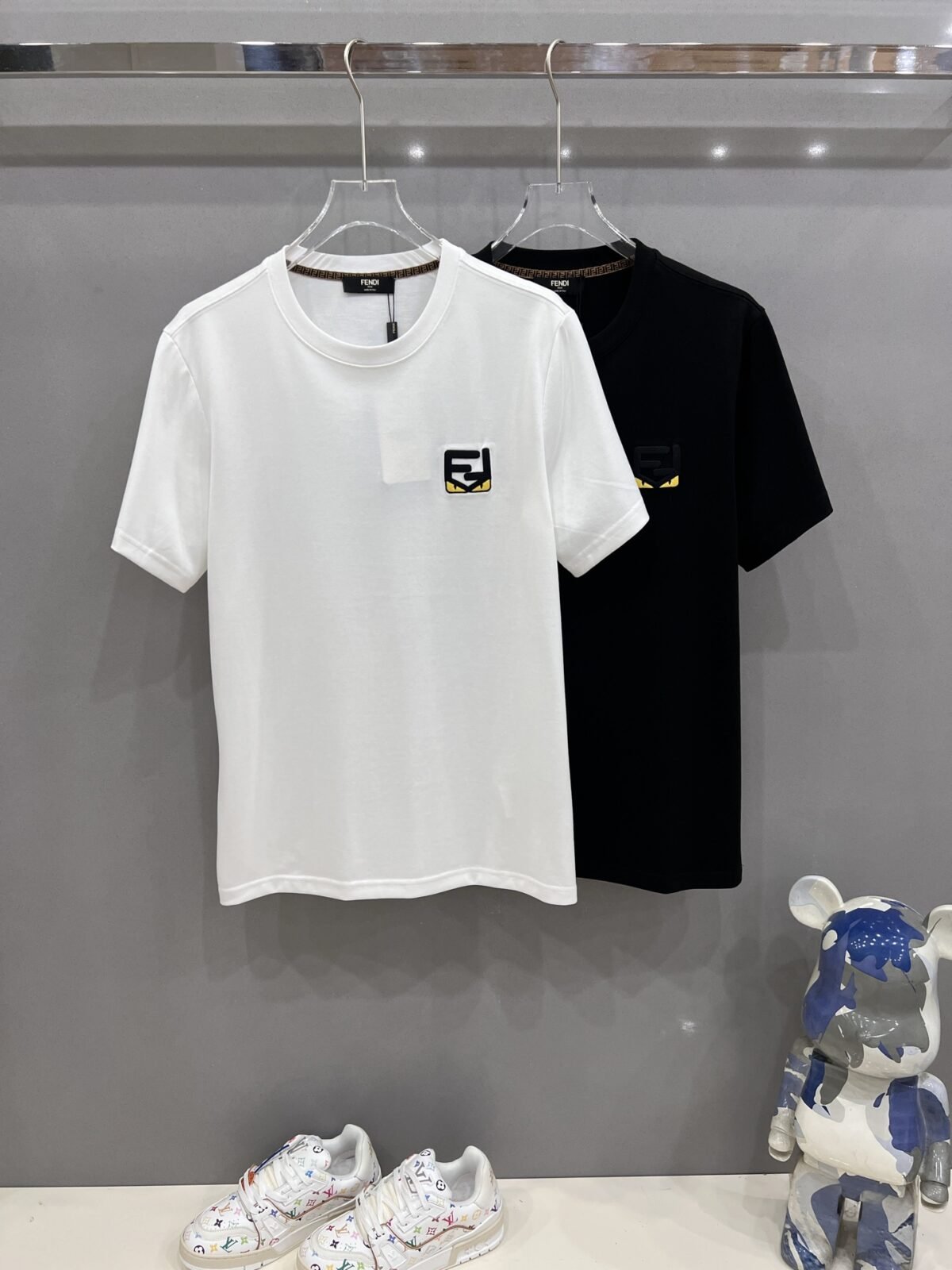 wsxc1748962550028_9 تيشيرت فندي بأكمام قصيرة - الصورة 1