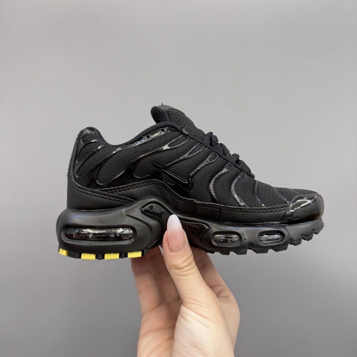 ⁦حذاء Nike Air Max Plus⁩ - الصورة ⁦4⁩