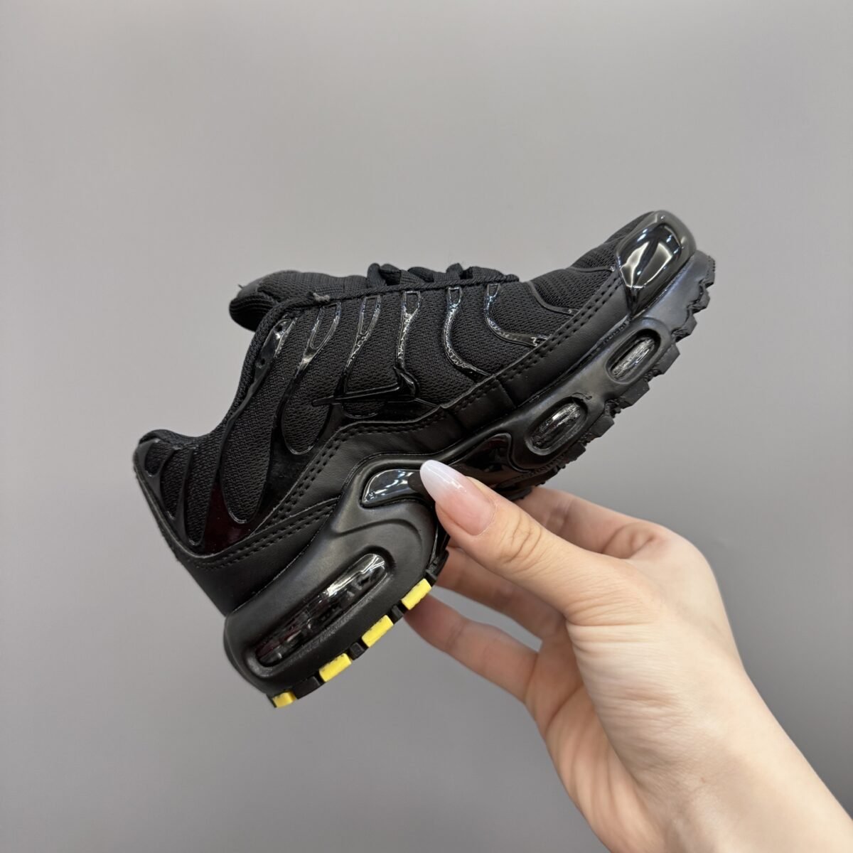 ⁦حذاء Nike Air Max Plus⁩ - الصورة ⁦5⁩