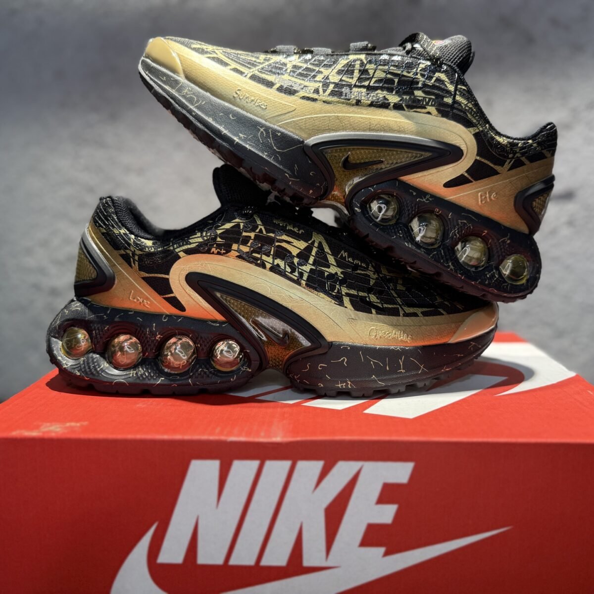 ⁦حذاء Nike Air Max DN8⁩ - الصورة ⁦9⁩