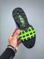 ⁦حذاء Nike Air Max 95/97⁩ - الصورة ⁦8⁩