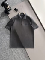 ⁦تيشيرت بولو أرماني الجديد بأكمام قصيرة وياقة كاملة⁩ - الصورة ⁦2⁩