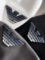 ⁦تيشيرت بولو أرماني الجديد بأكمام قصيرة وياقة كاملة⁩ - الصورة ⁦8⁩