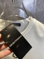 ⁦تيشيرت أرماني بأكمام قصيرة⁩ - الصورة ⁦6⁩