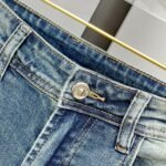 ⁦بنطال جينز رجالي من أرماني، بتصميم رسمي مميز⁩ - الصورة ⁦6⁩