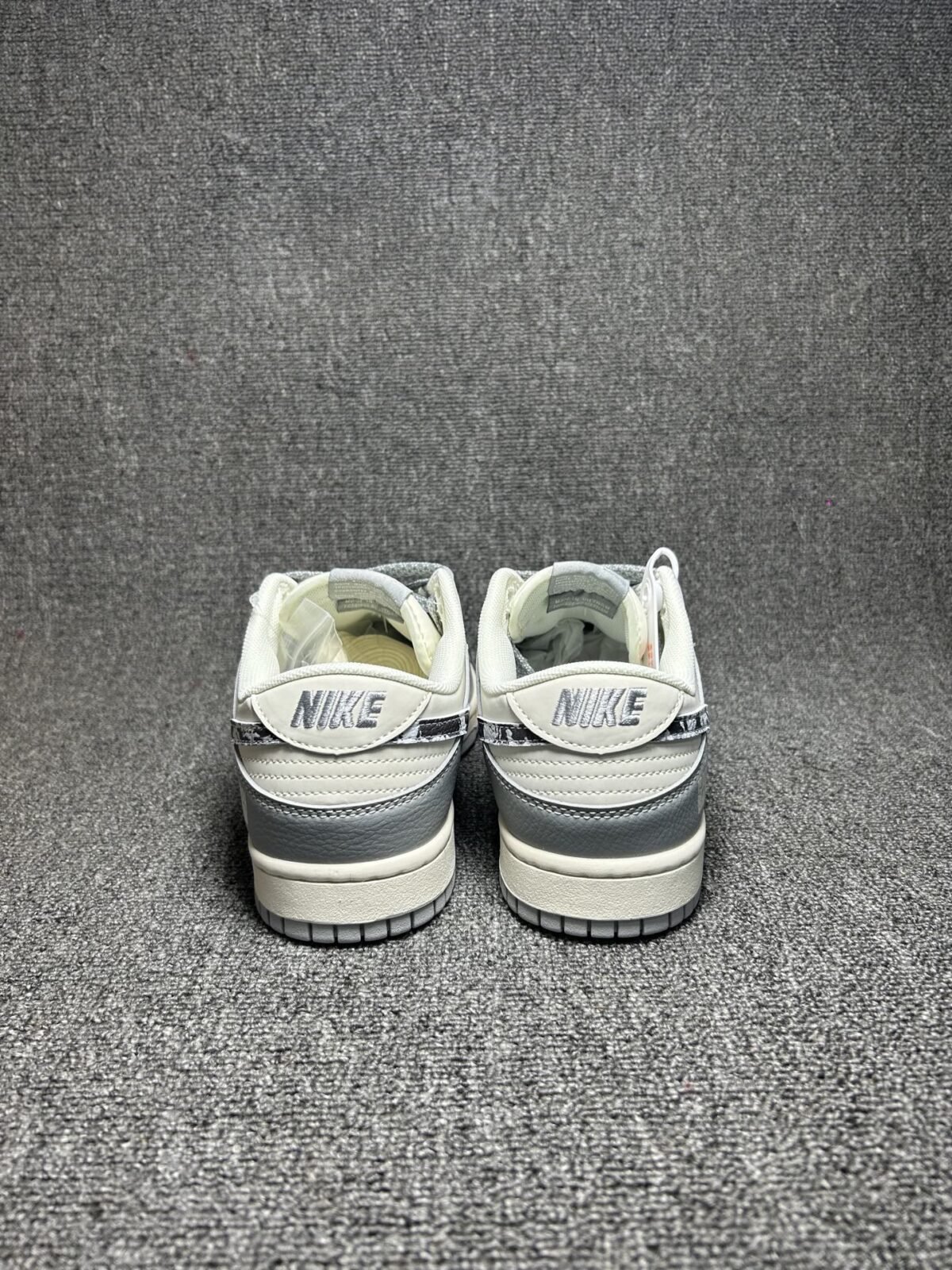 ⁦حذاء Nike Dunk Low⁩ - الصورة ⁦6⁩