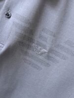 ⁦تيشيرت بولو رجالي جديد من أرماني بأكمام قصيرة وياقة دائرية⁩ - الصورة ⁦6⁩