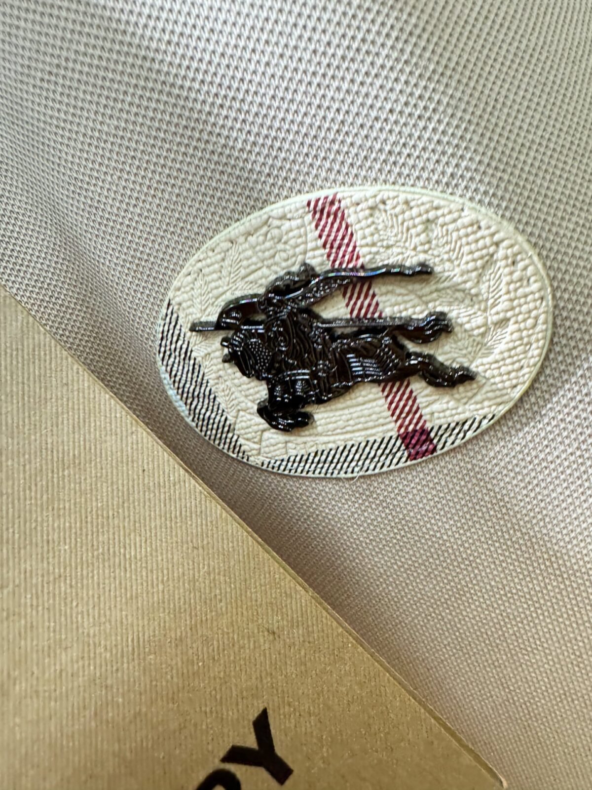 ⁦تيشيرت بولو رجالي جديد بأكمام قصيرة وياقة دائرية من بربري.⁩ - الصورة ⁦6⁩