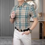 ⁦قميص بربري الكلاسيكي الرجالي الجديد بأكمام قصيرة ونقشة مربعات⁩ - الصورة ⁦5⁩