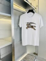 ⁦تيشيرت بربري بأكمام قصيرة⁩ - الصورة ⁦3⁩