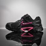 حذاء NIKE V5 RNR