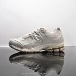 حذاء New Balance M2002RHX