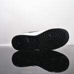 ⁦حذاء Nike Air Force 1 '07 LV8⁩ - الصورة ⁦3⁩