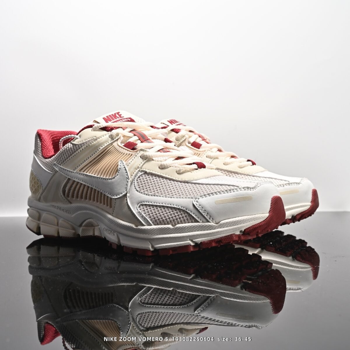 ⁦حذاء Nike Air Zoom Vomero 5⁩ - الصورة ⁦5⁩