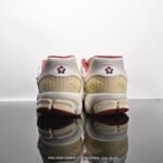 ⁦حذاء Nike Air Zoom Vomero 5⁩ - الصورة ⁦6⁩