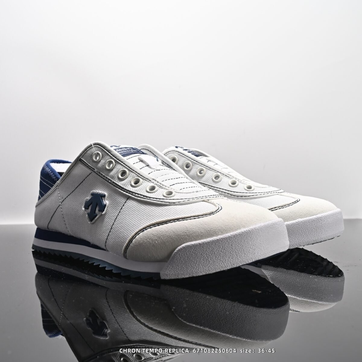 ⁦حذاء Chron Tempo Replica من Descente⁩ - الصورة ⁦5⁩