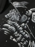 ⁦تيشيرت بربري عصري وعملي، بياقة دائرية وأكمام قصيرة.⁩ - الصورة ⁦6⁩