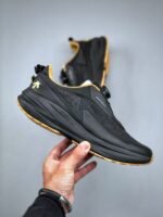 ⁦حذاء Descente⁩ - الصورة ⁦4⁩