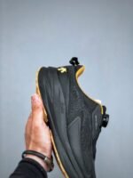 ⁦حذاء Descente⁩ - الصورة ⁦6⁩