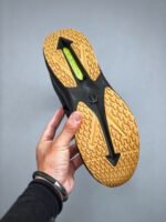 ⁦حذاء Descente⁩ - الصورة ⁦8⁩