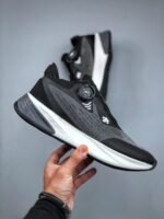 ⁦حذاء Descente⁩ - الصورة ⁦4⁩