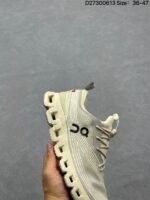 ⁦حذاء On Cloudrunner 2⁩ - الصورة ⁦9⁩