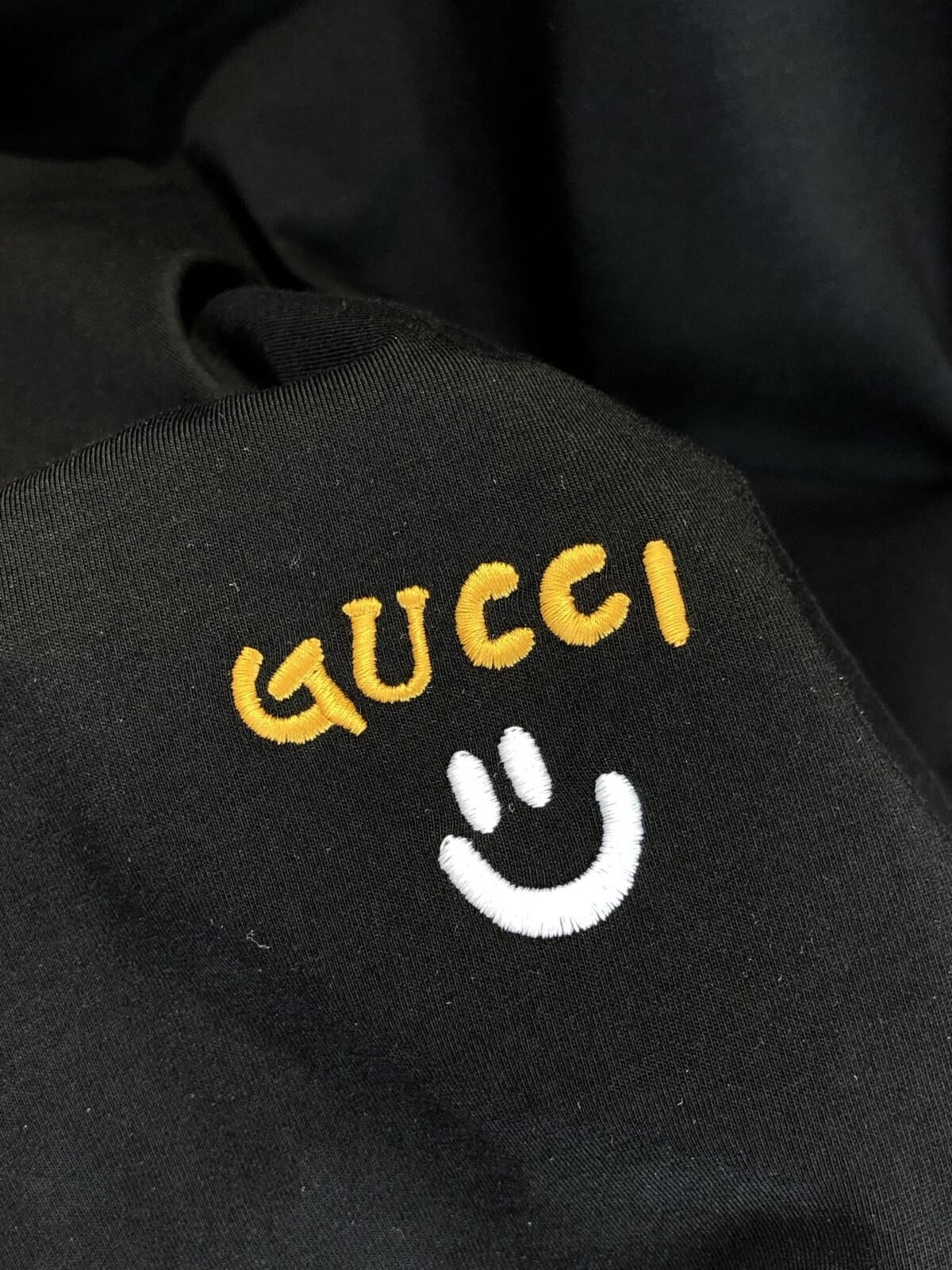 ⁦تيشيرت غوتشي الجديد بياقة دائرية وأكمام قصيرة⁩ - الصورة ⁦7⁩