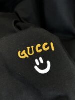 ⁦تيشيرت غوتشي الجديد بياقة دائرية وأكمام قصيرة⁩ - الصورة ⁦7⁩