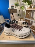 ⁦حذاء On Cloudtilt⁩ - الصورة ⁦5⁩