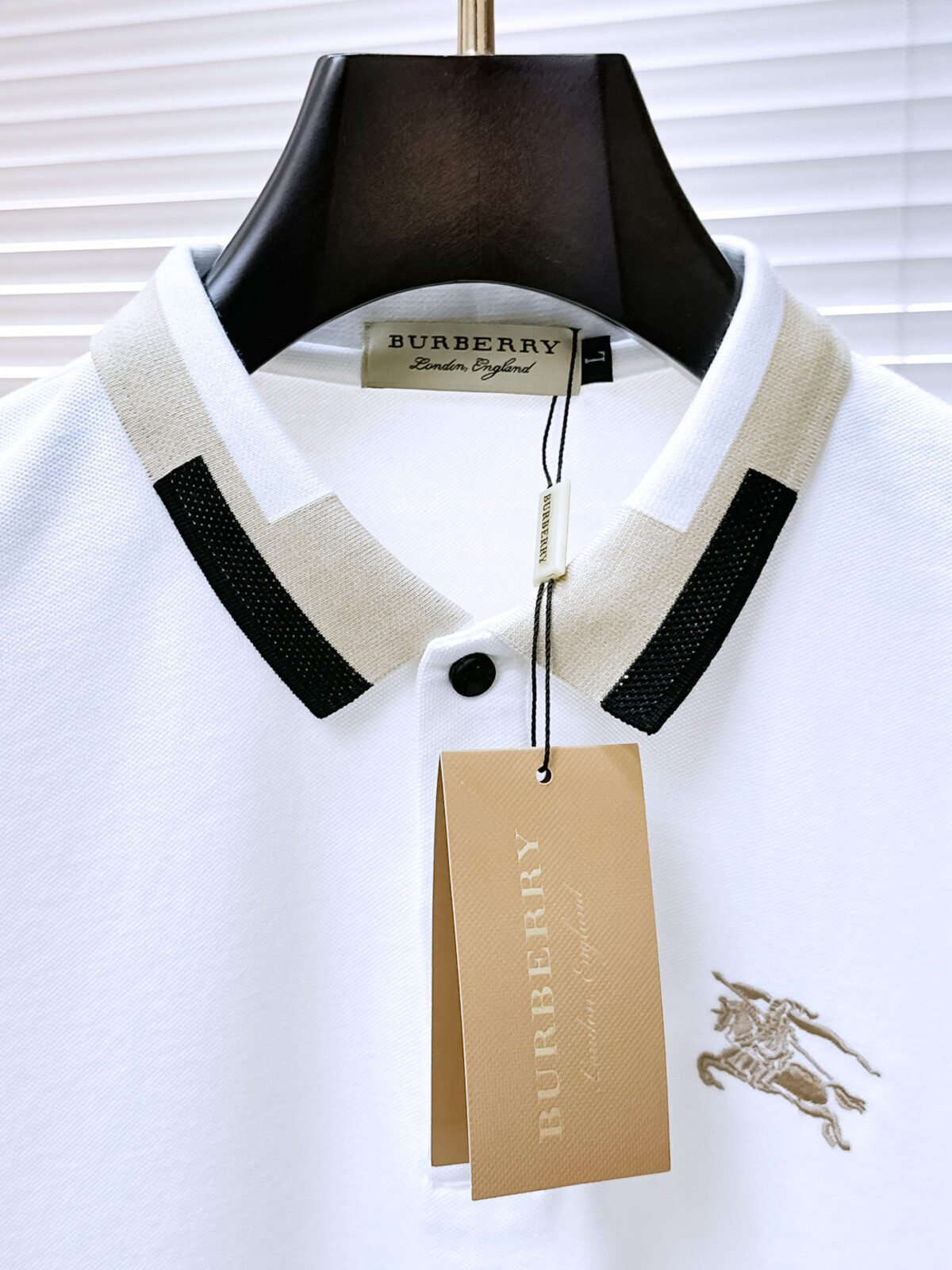 ⁦تيشيرت بولو رجالي صيفي جديد من بربري بتصميم ياقة دائرية⁩ - الصورة ⁦6⁩