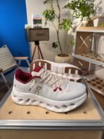 ⁦حذاء On Cloudtilt⁩ - الصورة ⁦5⁩