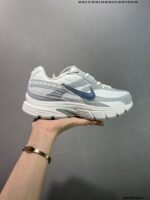 حذاء Nike Initiator