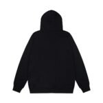 ⁦سترة غوتشي الجديدة ذات الياقة العالية والقلنسوة بتصميم كلاسيكي⁩ - الصورة ⁦2⁩