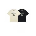 ⁦تيشيرت غوتشي سمايلي بأكمام قصيرة.⁩ - الصورة ⁦6⁩