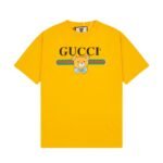 تيشيرت بأكمام قصيرة بطبعة دب تيدي من غوتشي