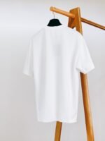 ⁦تيشيرت لويس فويتون الكلاسيكي بأكمام قصيرة⁩ - الصورة ⁦4⁩