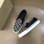 ⁦حذاء بربري الرياضي الكلاسيكي الجديد للرجال سهل الارتداء⁩ - الصورة ⁦2⁩
