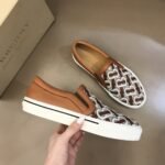 ⁦حذاء بربري الرياضي الكلاسيكي الجديد للرجال سهل الارتداء⁩ - الصورة ⁦3⁩