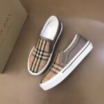 ⁦حذاء بربري الرياضي الكلاسيكي الجديد منخفض الرقبة للرجال⁩ - الصورة ⁦3⁩