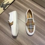 ⁦حذاء بربري الرياضي الكلاسيكي منخفض الرقبة للرجال⁩ - الصورة ⁦3⁩