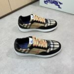 حذاء رياضي كاجوال فاخر من بربري