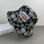 ⁦قبعة دلو غوتشي⁩ - الصورة ⁦3⁩