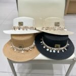 قبعة قش نسائية جديدة من غوتشي بتصميم عرقي.