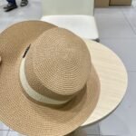 ⁦قبعة غوتشي القشية الجديدة ذات القمة المسطحة⁩ - الصورة ⁦6⁩