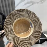 ⁦قبعة برادا من القش، قبعة نسائية أنيقة⁩ - الصورة ⁦6⁩